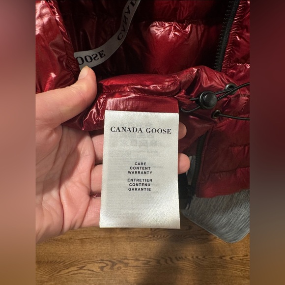 Canada Goose Crofton Water Resistant Packable Quilted 750-Fill-Power Down Jacket - Picture 7 of 12